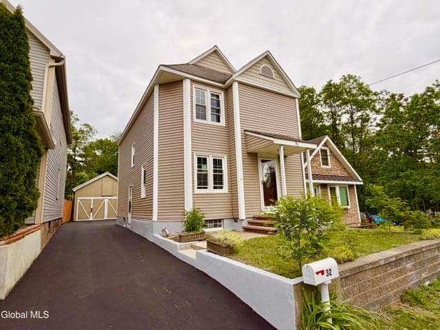 32 Mount Stuart Road, Rotterdam, NY, photo 1