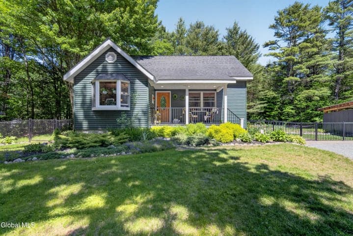 8 Hemlock Drive, Schroon Lake, NY, photo 1