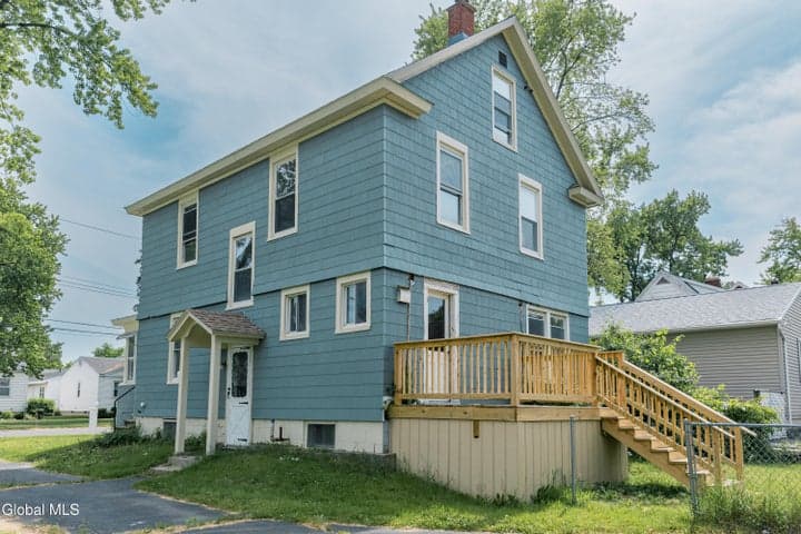 21 Bruen Court, East Greenbush, NY, photo 1