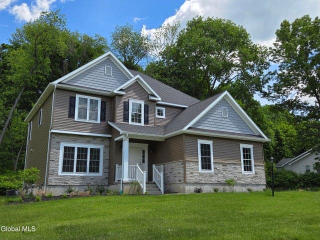 44 Waterford Avenue, Latham, NY, photo 2