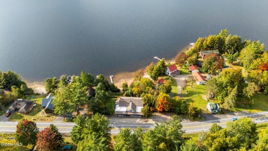 965 Deerland Road, Long Lake, NY