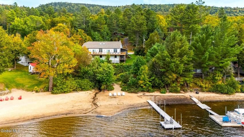 965 Deerland Road, Long Lake, NY