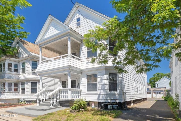 1065 Willett Street, Schenectady, NY, photo 3