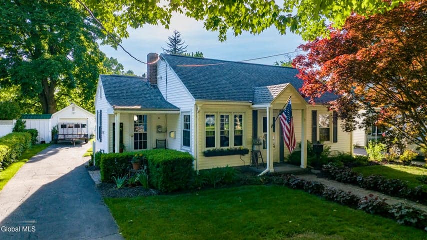 21 Catherine Street, Hudson Falls, NY, photo 1