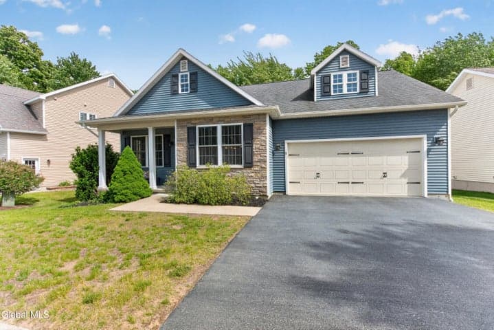 9 Forestbrook Drive, Ballston, NY, photo 2