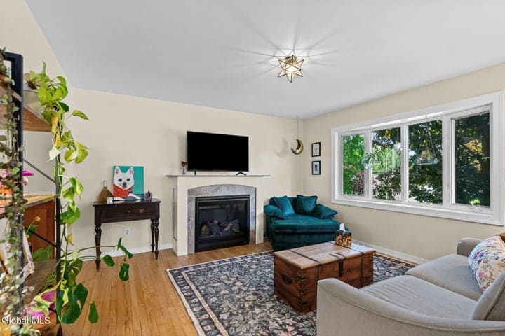 22 Collegeview Drive, Colonie, NY, photo 3