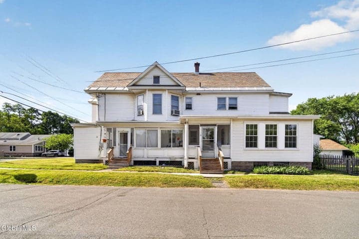 1374 Helderberg Avenue, Rotterdam, NY, photo 3