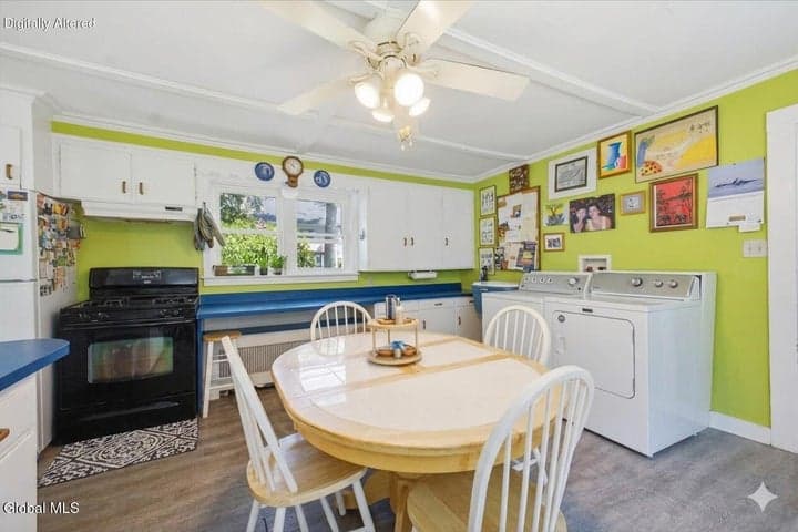 29 Hyde Street, Saratoga Springs, NY, photo 4