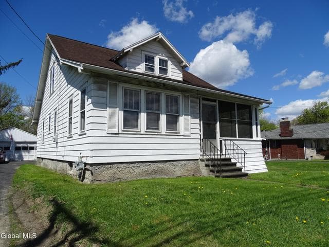 90 Cohoes Road, Colonie, NY, photo 1