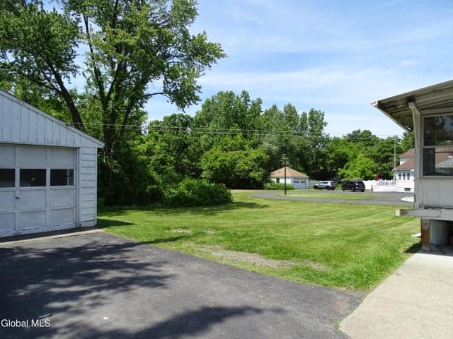 90 Cohoes Road, Colonie, NY, photo 4