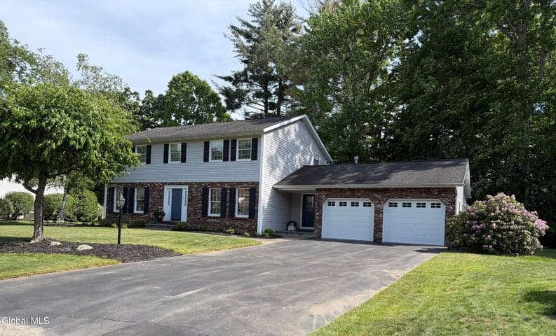 3061 New Williamsburg Drive, Schenectady, NY, photo 4