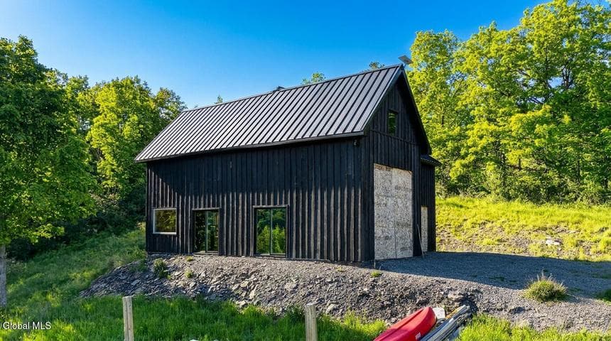 10.10 Cheese Hill Road, Rensselaerville, NY, photo 3