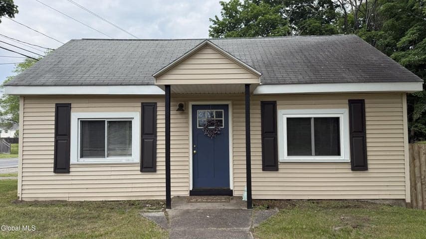 162 Bluebird Road, Moreau, NY, photo 3
