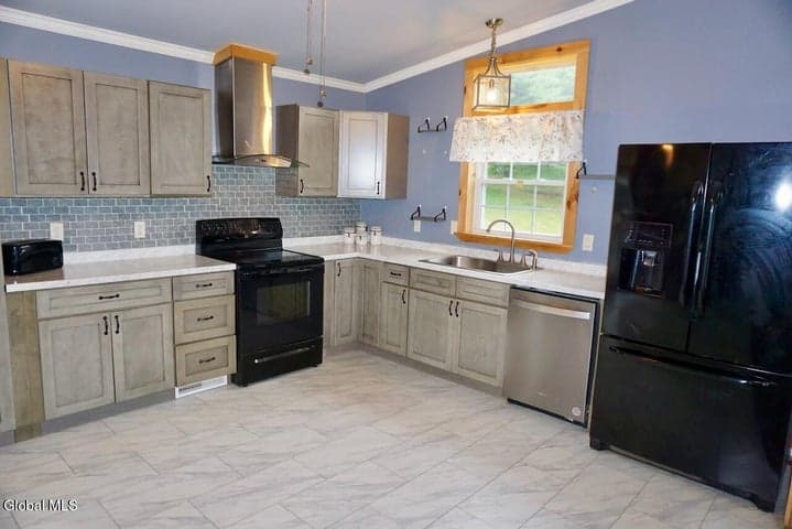 3889 State Highway 10, Ephratah, NY, photo 4