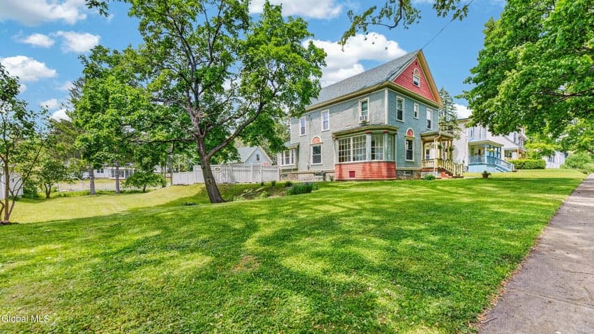 709 S Perry Street, Johnstown, NY, photo 5