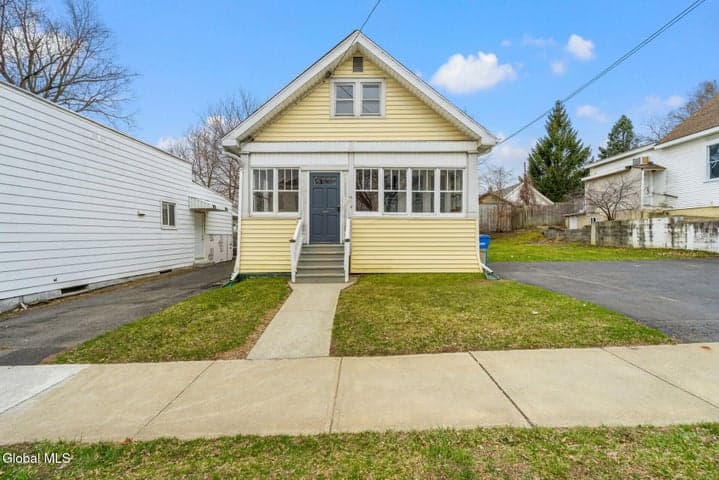 17 Tremont Street, Albany, NY, photo 1