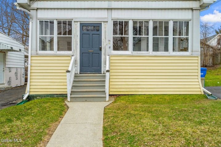 17 Tremont Street, Albany, NY, photo 2