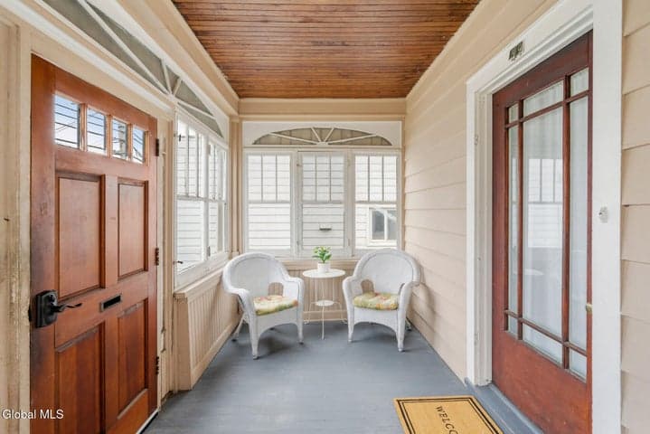 17 Tremont Street, Albany, NY, photo 3