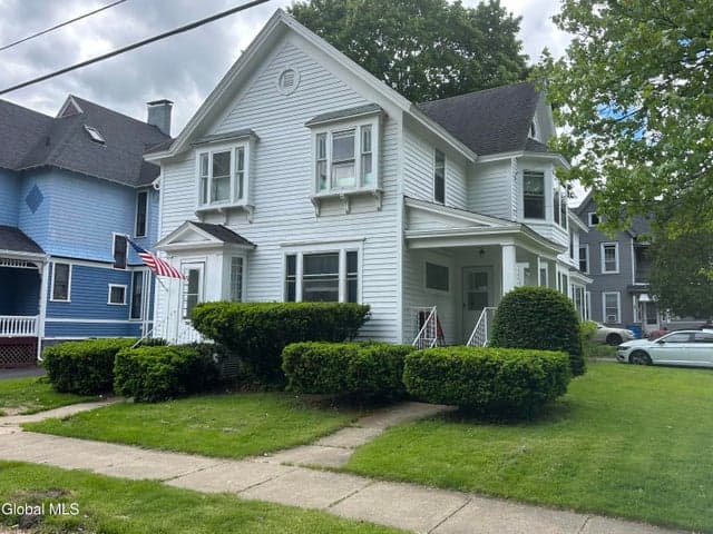 114 1st Avenue, Gloversville, NY, photo 1