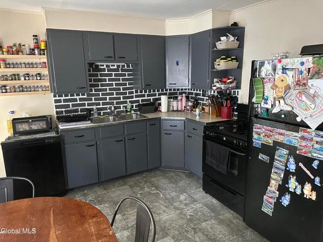 114 1st Avenue, Gloversville, NY, photo 5