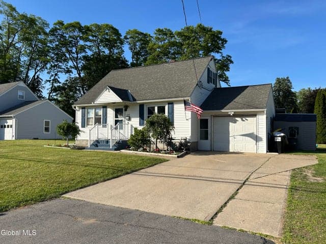 1157 Barber Drive, Rotterdam, NY, photo 2