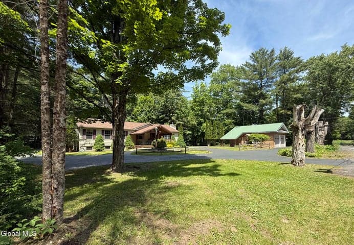 371 Lakeview Road, Broadalbin, NY, photo 1