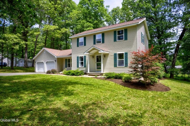 30 Oak View Drive, Moreau, NY, photo 2