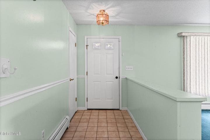 17 Huntington Parkway, Clifton Park, NY, photo 4
