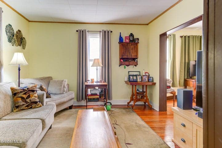 876 Thompson Street, Schenectady, NY, photo 3
