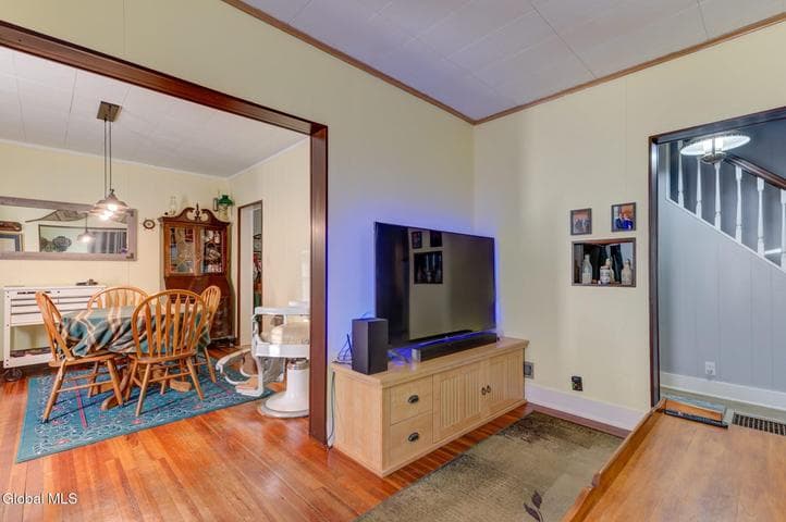876 Thompson Street, Schenectady, NY, photo 5
