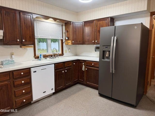 11 Alvina Boulevard, Guilderland, NY, photo 3