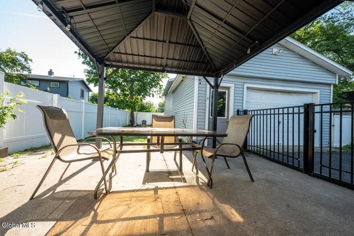 2872 Guilderland Avenue, Rotterdam, NY, photo 5