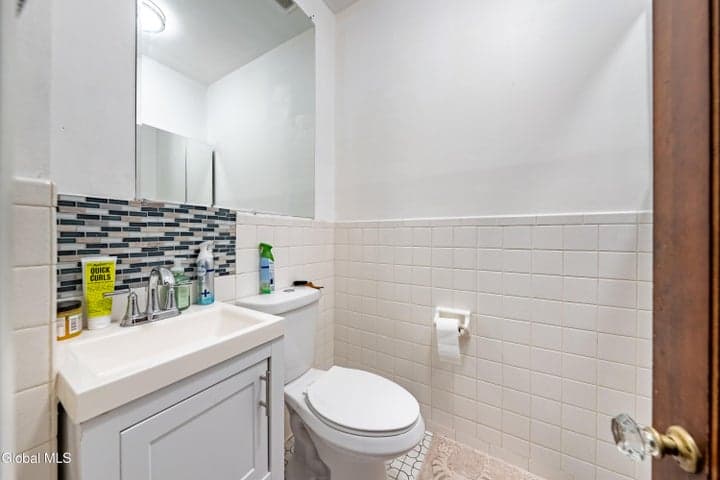 177 Lancaster Street, Albany, NY, photo 3