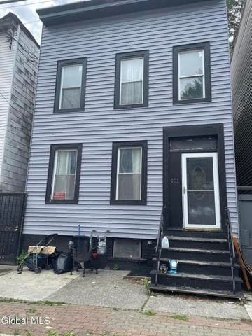 372 1st Street, Albany, NY