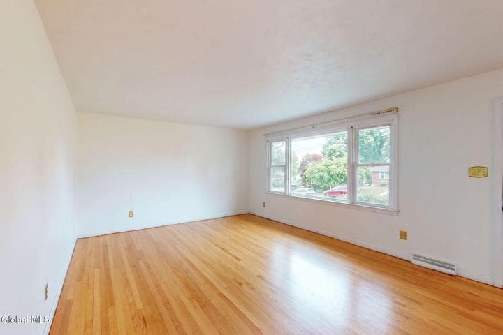 1130 Elton Avenue, Schenectady, NY, photo 3