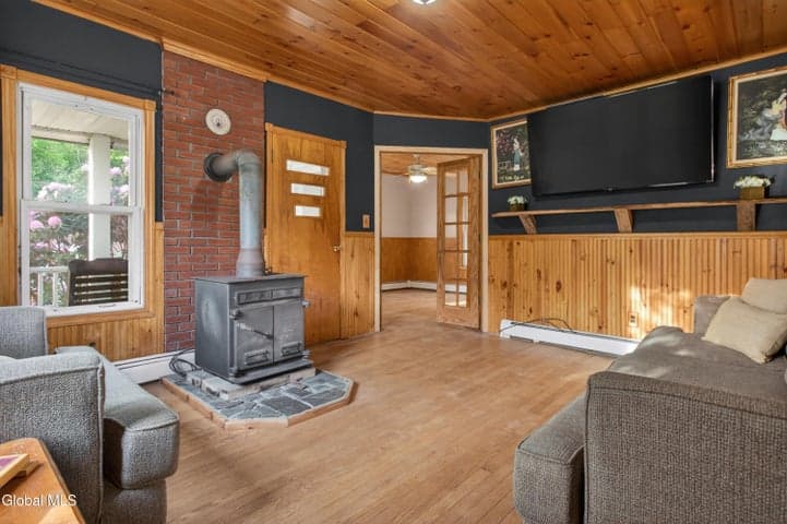325 Pine Street, Corinth, NY, photo 5