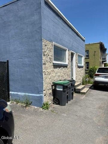 2709 6th Avenue, Troy, NY, photo 2