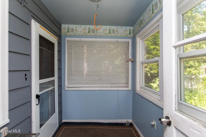 9 Halfmoon Drive, Halfmoon, NY, photo 4