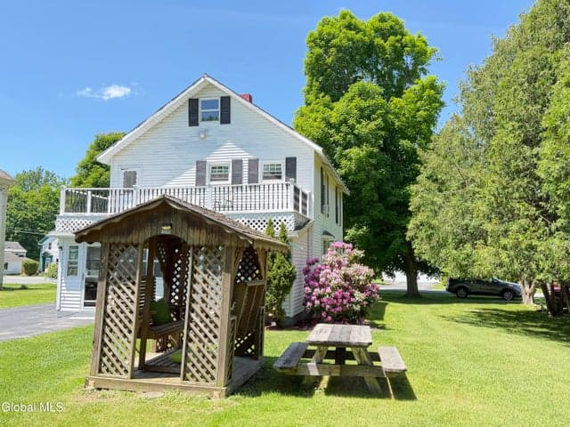 22 Washington Street, White Creek, NY, photo 4