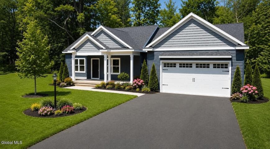 11 Elsies Way, Queensbury, NY, photo 3