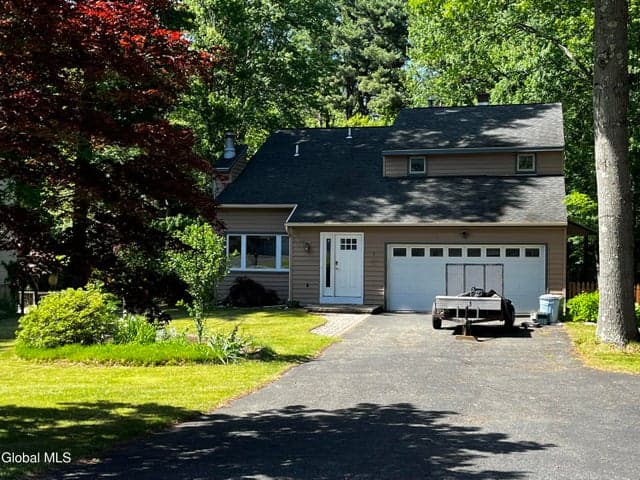 3287 E Old State Road, Guilderland, NY, photo 1