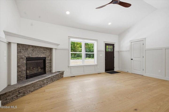 11 Elsies Way, Queensbury, NY, photo 4