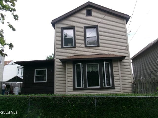 63 Dale Street, Rensselaer, NY, photo 1