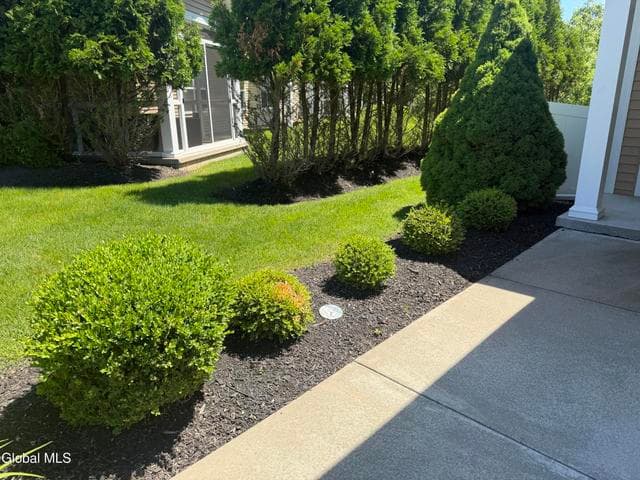 23 Stacey Court, Colonie, NY, photo 3