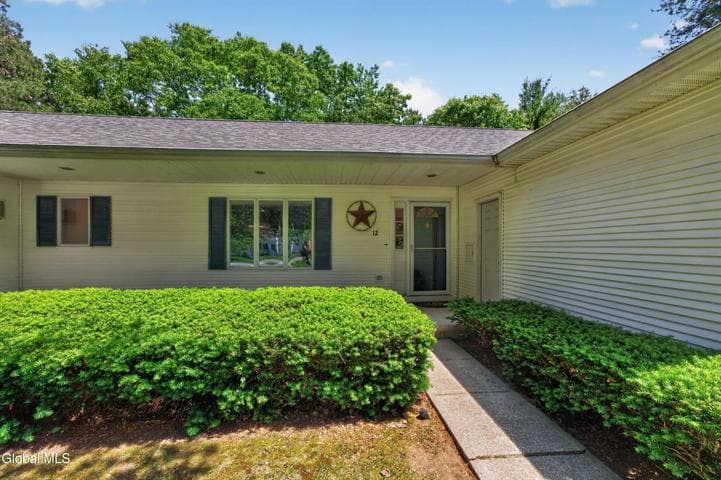 12 Lancestire Drive, Queensbury, NY, photo 2