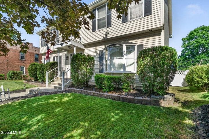 1124 7th Avenue, Watervliet, NY, photo 4