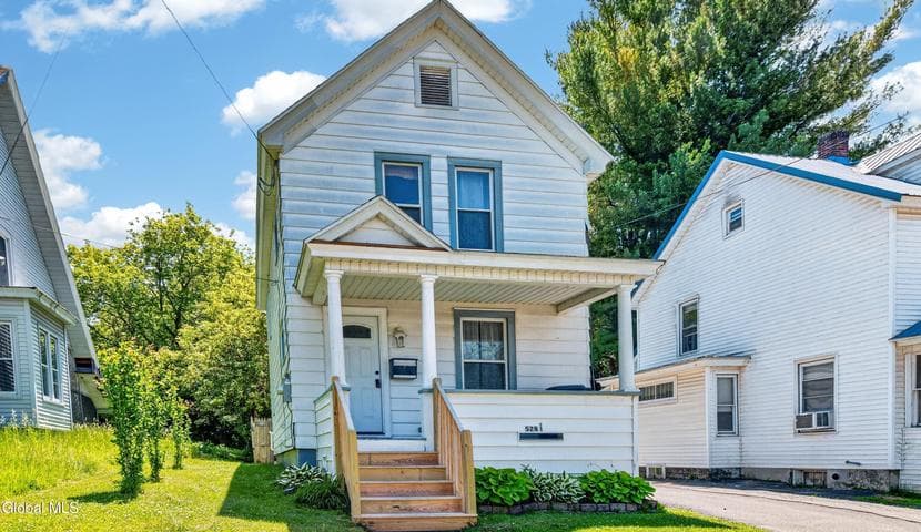 528 1/2 N Market Street, Johnstown, NY, photo 2