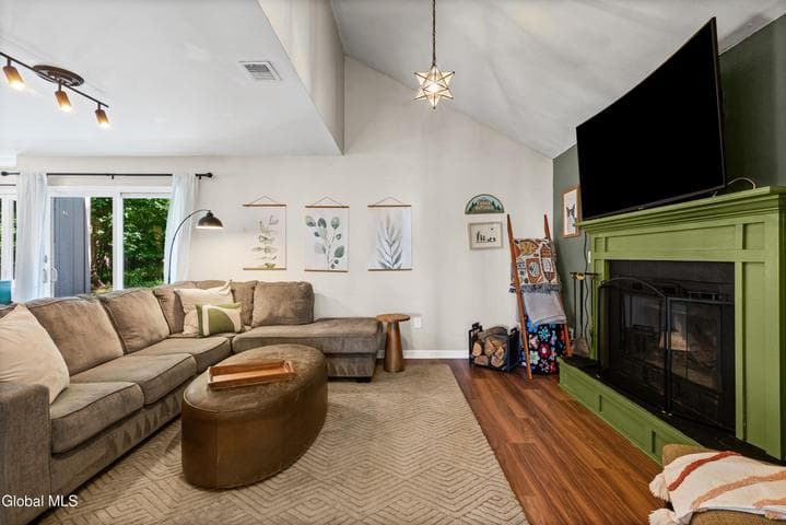 245 Hampton Avenue, Rensselaer, NY, photo 4