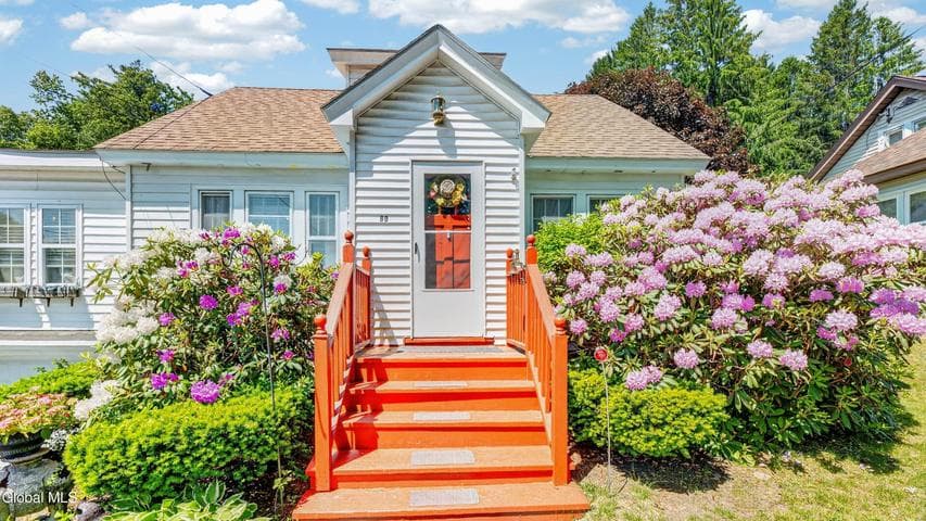 80 Saratoga Boulevard, Gloversville, NY, photo 2