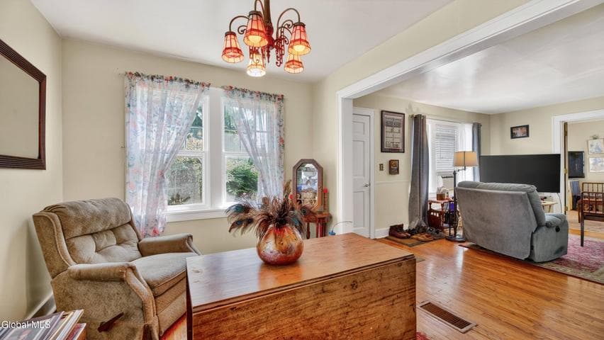 80 Saratoga Boulevard, Gloversville, NY, photo 4